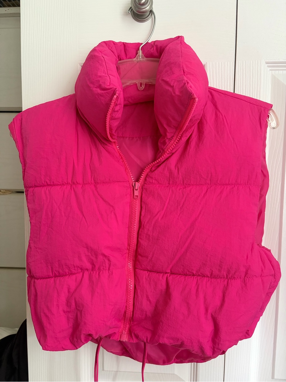 🩷Women’s Cropped Pink Puffer Vest - Sleeveless Jacket